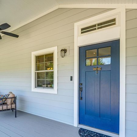 Distinctive Hamptons Home With Pool Near Bay, Ocean Hampton Bays Extérieur photo